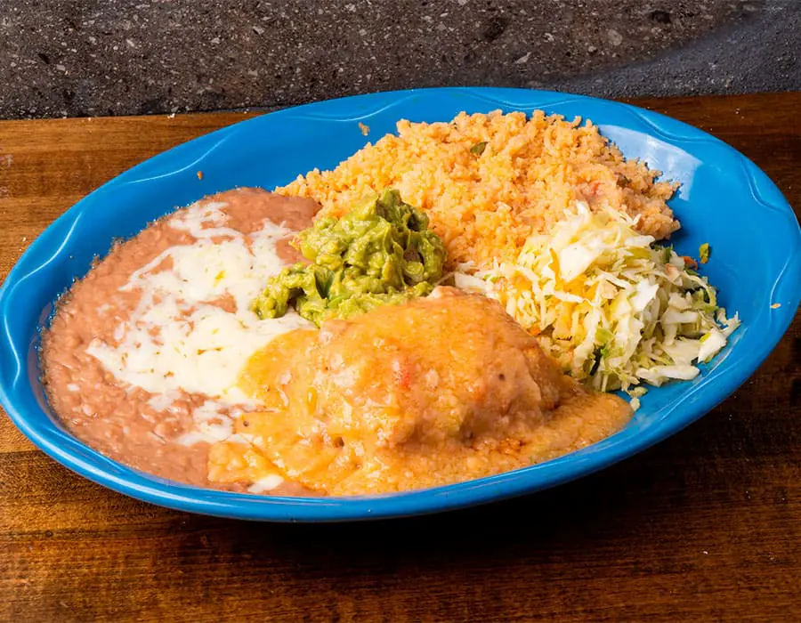 2. 1 Chile Relleno, guacamole, 2 tortillas-1737144315861. 1 Chile Relleno, guacamole, 2 tortillas-1737144315861
